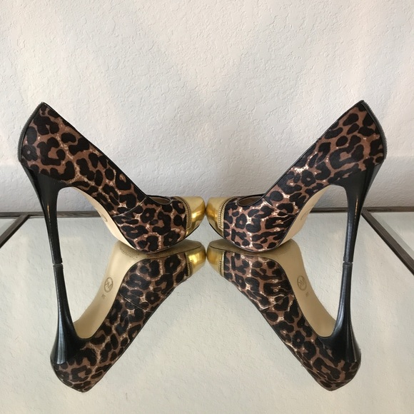 Michael Kors Cheetah haircalf heels size 7 - Picture 6 of 8